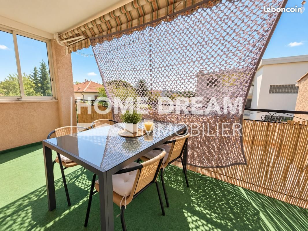 Appartement 5 pièces 90 m² · à Six-Fours-les-Plages · 90 m² · 384 000 €