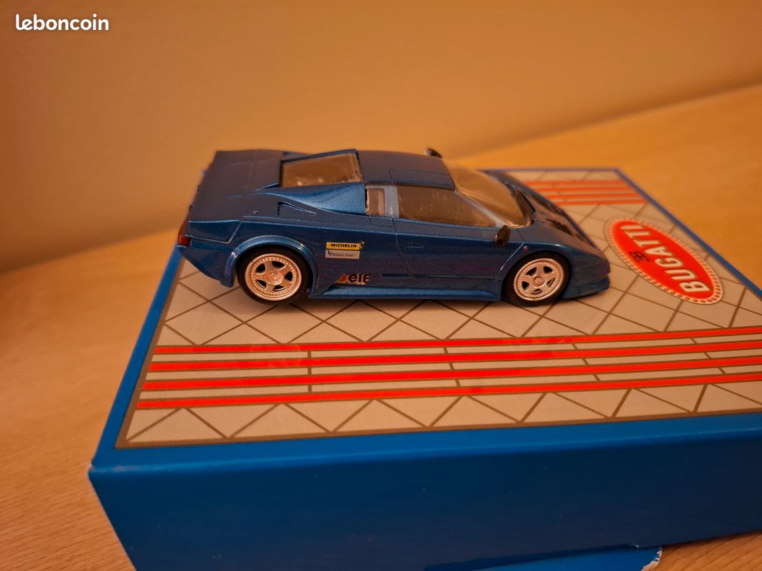 NOREV 1/43ème Bugatti EB 110S Bleue Modèle Super Sport 1992 En Coffret