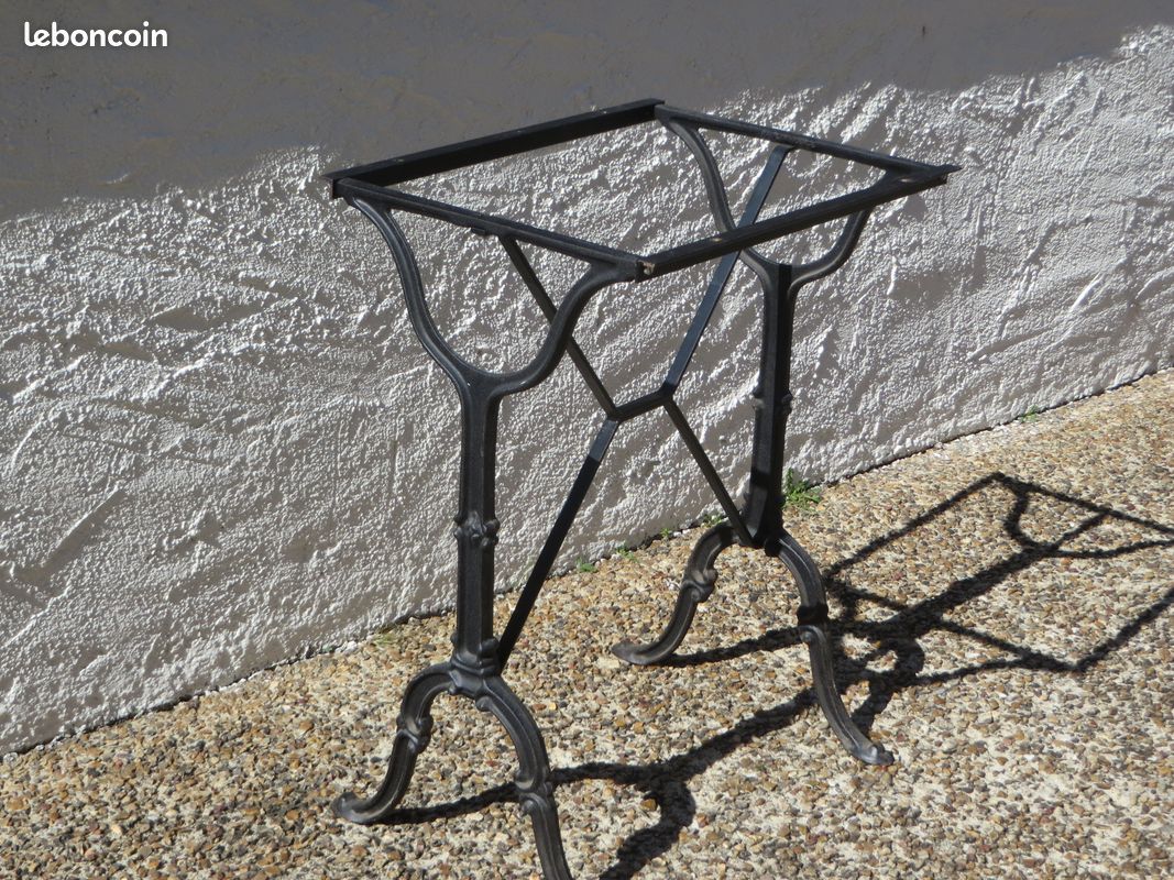 Pietement de table (image 1)