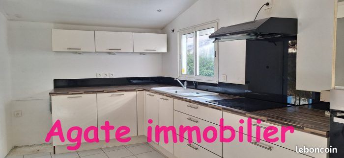 Maison 6 pièces 146 m² · à Préchac · 146 m² · 850 €/mois