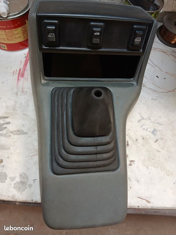 Console centrale xr2i mk3 (image 1)