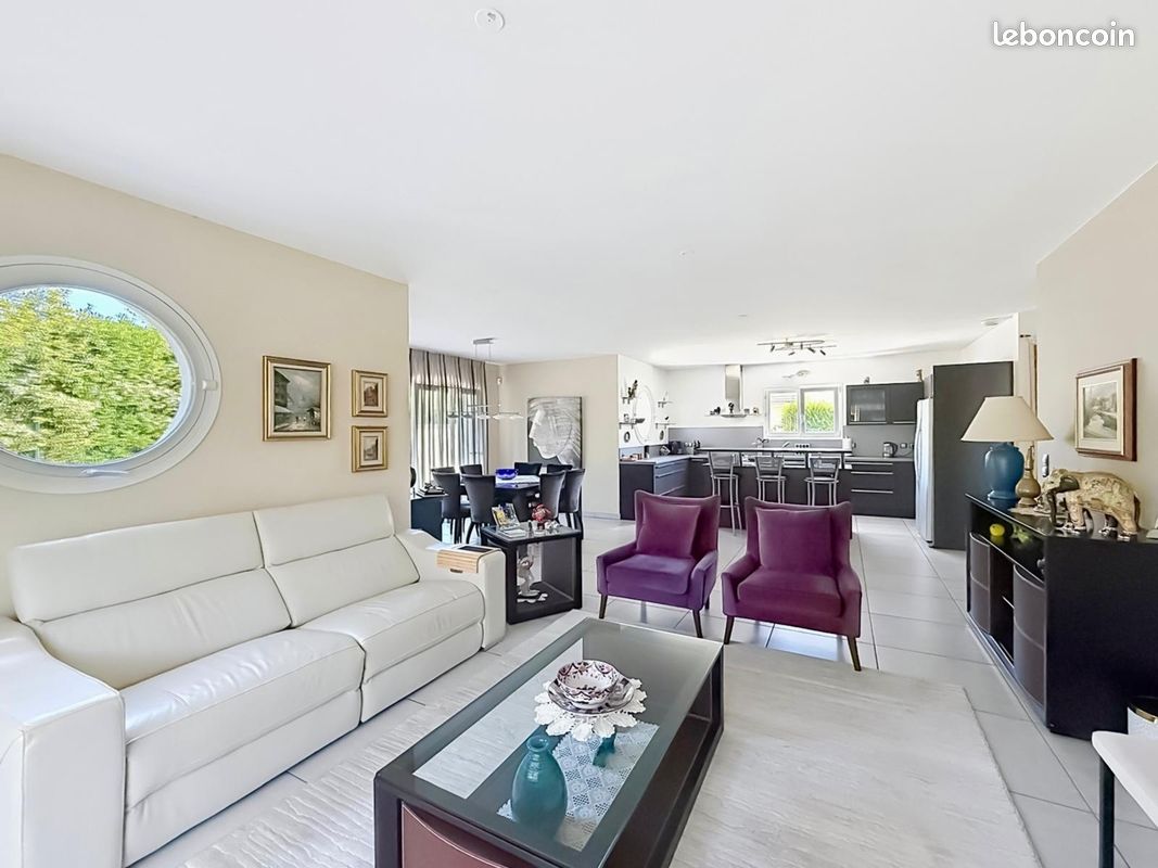 Maison 5 pièces 220 m² · à Chens-sur-Léman · 220 m² · 1 300 000 €