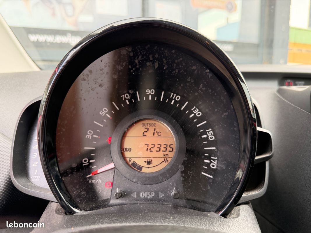 Citroen c1 1.0 vti 70ch -5p - caméra de recul - moteur à chaine (image 17)
