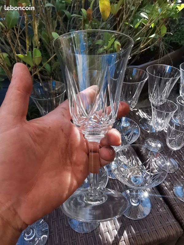 Verres à Vin Blanc En Cristal Saint Louis - Modèle Diamant, Prix à La Pièce - Très Bon état