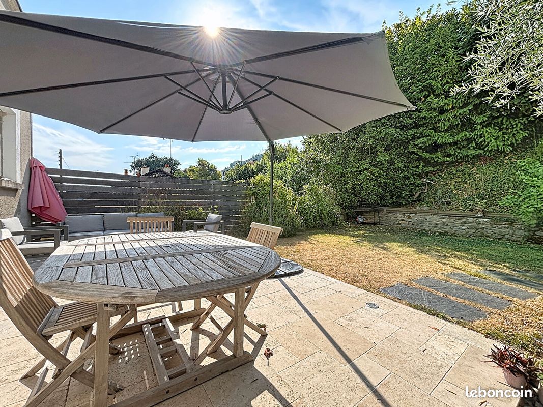 Maison 6 pièces 130 m² · à Laval · 130 m² · 383 250 €