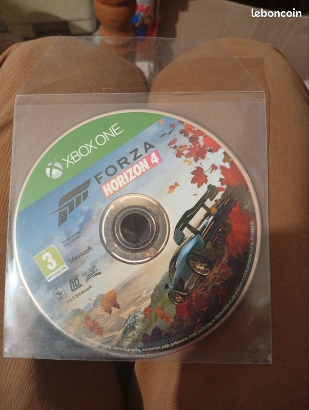 Je vent 1 cd de musique est un jeux Xbox one Forza horizon 4 (image 2)