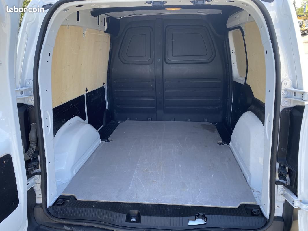 Renault Kangoo 3 VAN BLUE DCI 115 EDC GRAND CONFORT (image 10)