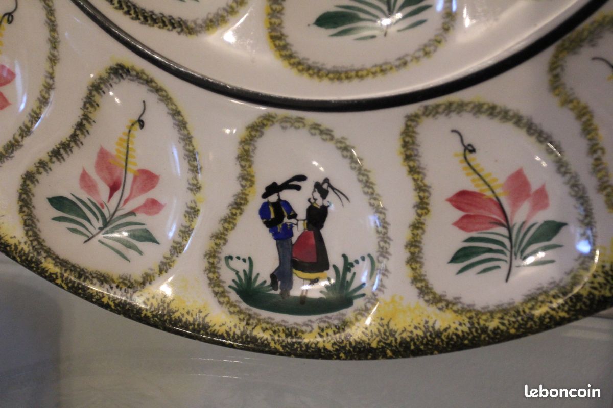 2 Assiettes à Huîtres Henriot Quimper N°1 - Thème Botanique, Céramique, Occasion