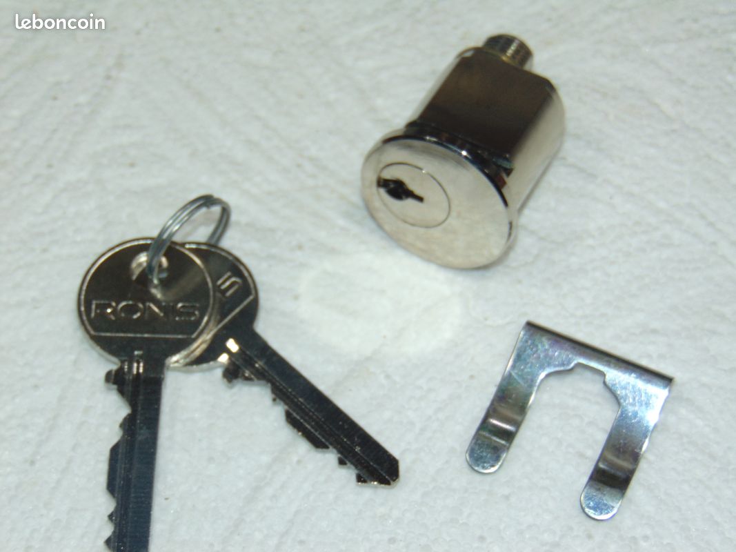 2 Clés Passe PTT T10 Et F10 - Pour Boîte Aux Lettres Normalisée - Acier Allié Chromé - Neuf