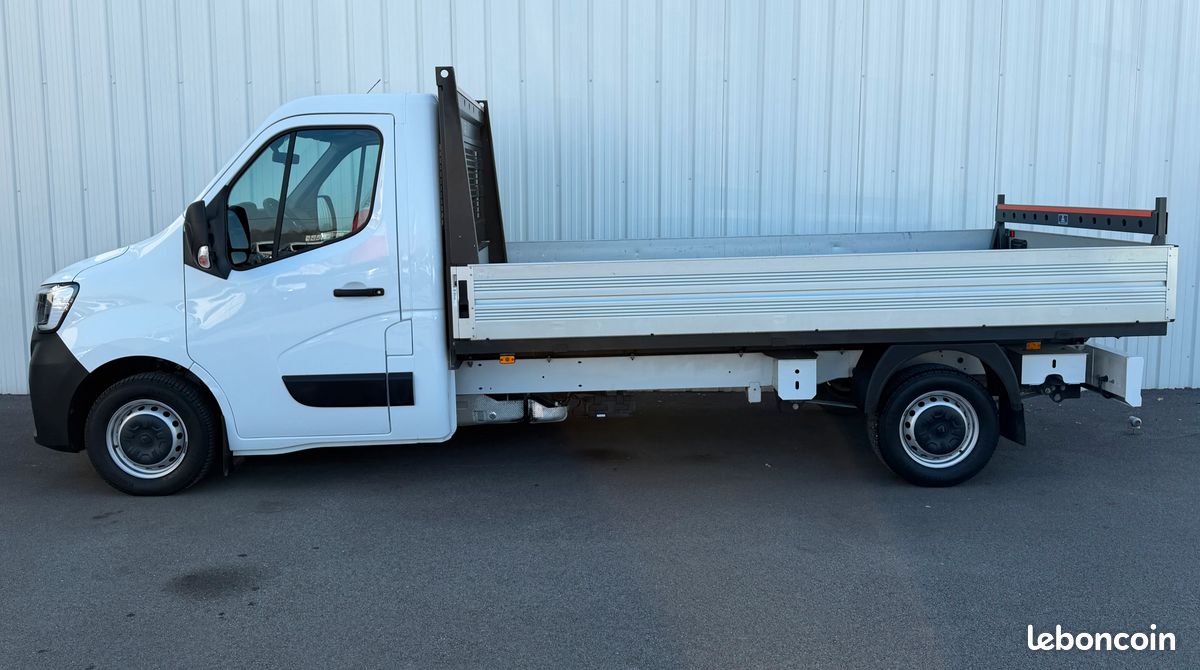 Renault Master châssis cabine plateau 3T5 L3 Energy DCI 150ch Grand Confort (image 4)