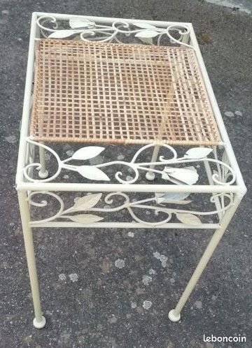 Petite table intérieur extérieur fer forgé rotin (image 2)