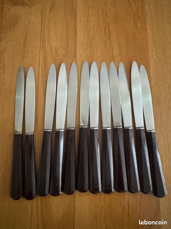 Lot De 6 Couteaux Et Porte-couteaux Art Déco – Bakélite Bordeaux – Années 30