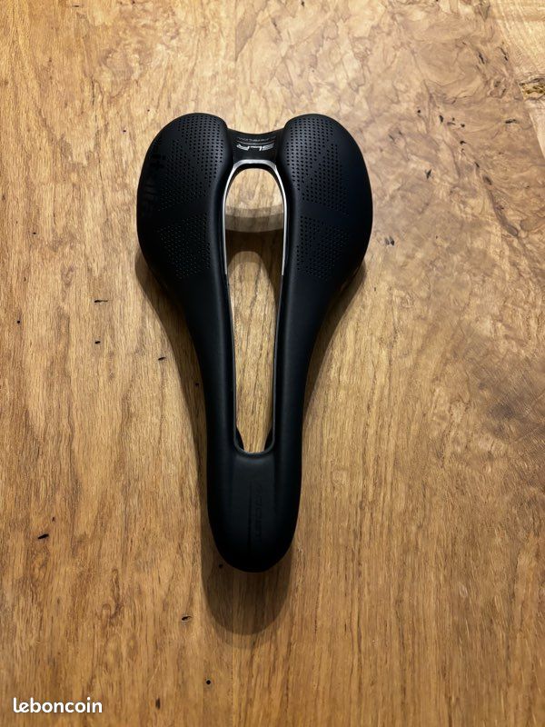 Selle Selle Italia SLR Boost Carbone - Largeur 130 Mm - Étroite - Occasion - Livraison Gratuite