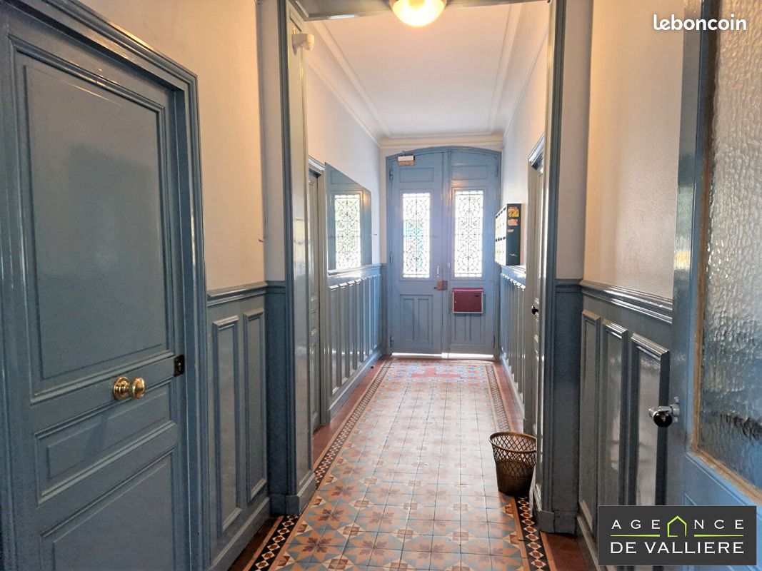 Appartement 1 pièce 24 m² · à Puteaux · 24 m² · 920 €/mois