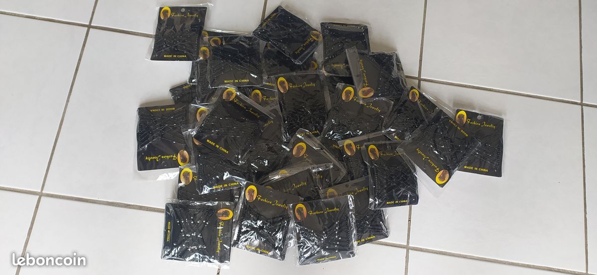 Lot 36 barrettes magiques noires neuves special revendeur (image 1)