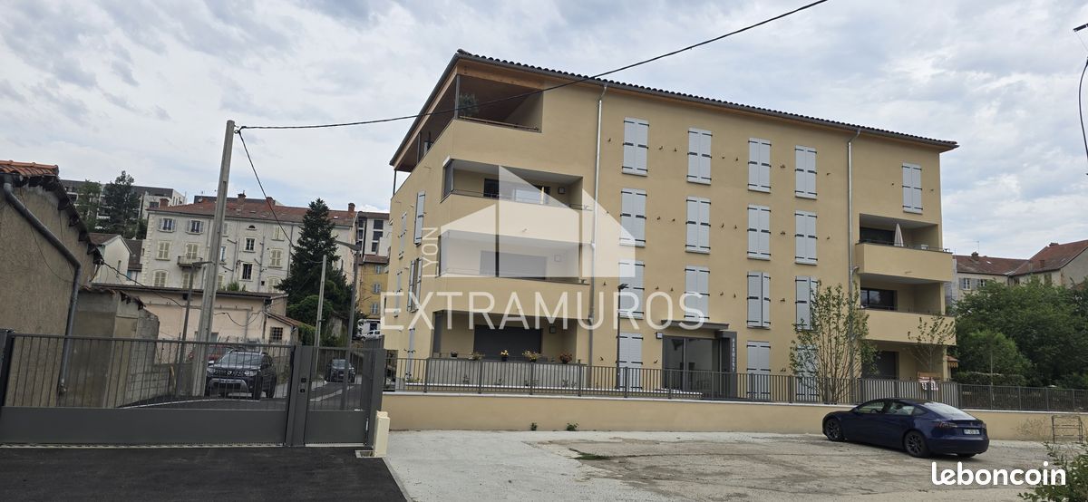 Appartement 5 pièces 111 m² · à L'Arbresle · 111 m² · 395 000 €