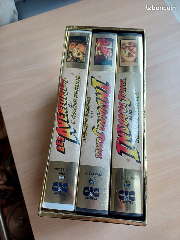 Coffret trilogie Indiana Jones VHS K7 vintage 📼 (image 3)