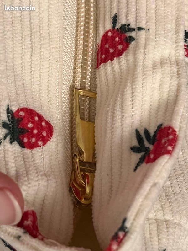🍓Sac fourre tout en velours côtelé blanc et motifs de fraises neuf korean fashion (image 13)