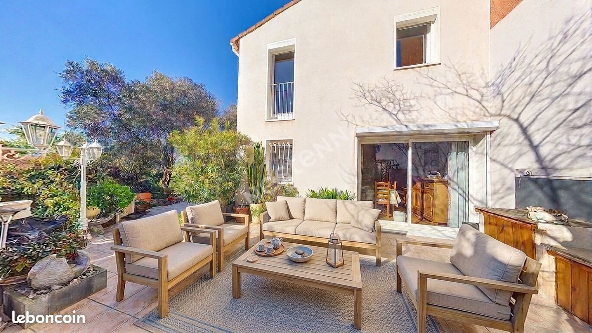 Maison 5 pièces 97 m² · à Châteauneuf-les-Martigues · 97 m² · 345 000 €