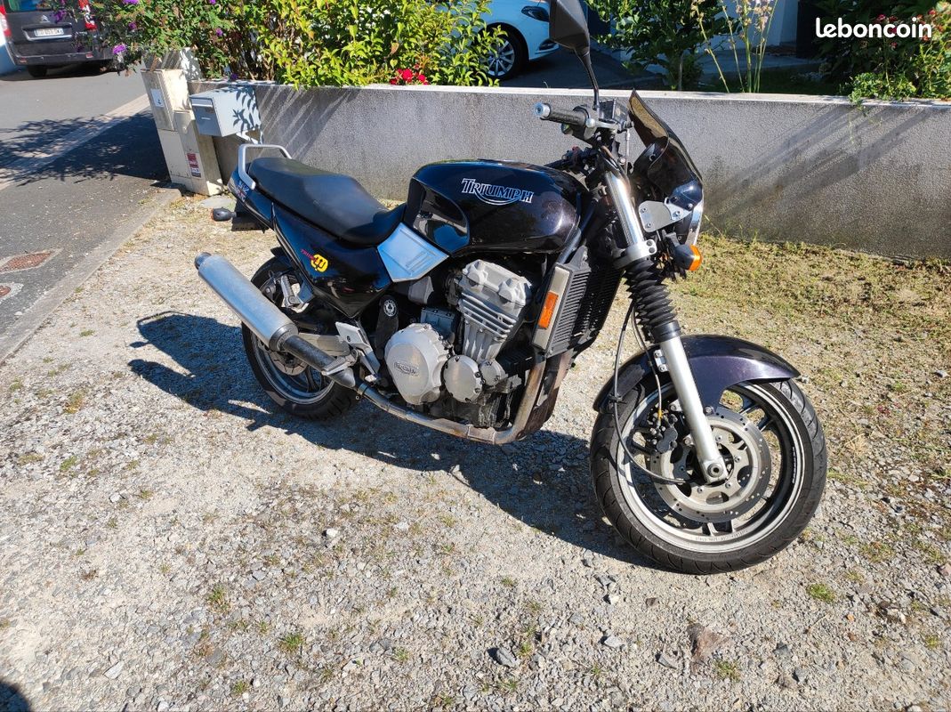 Triumph trident 750cm3 (image 1)