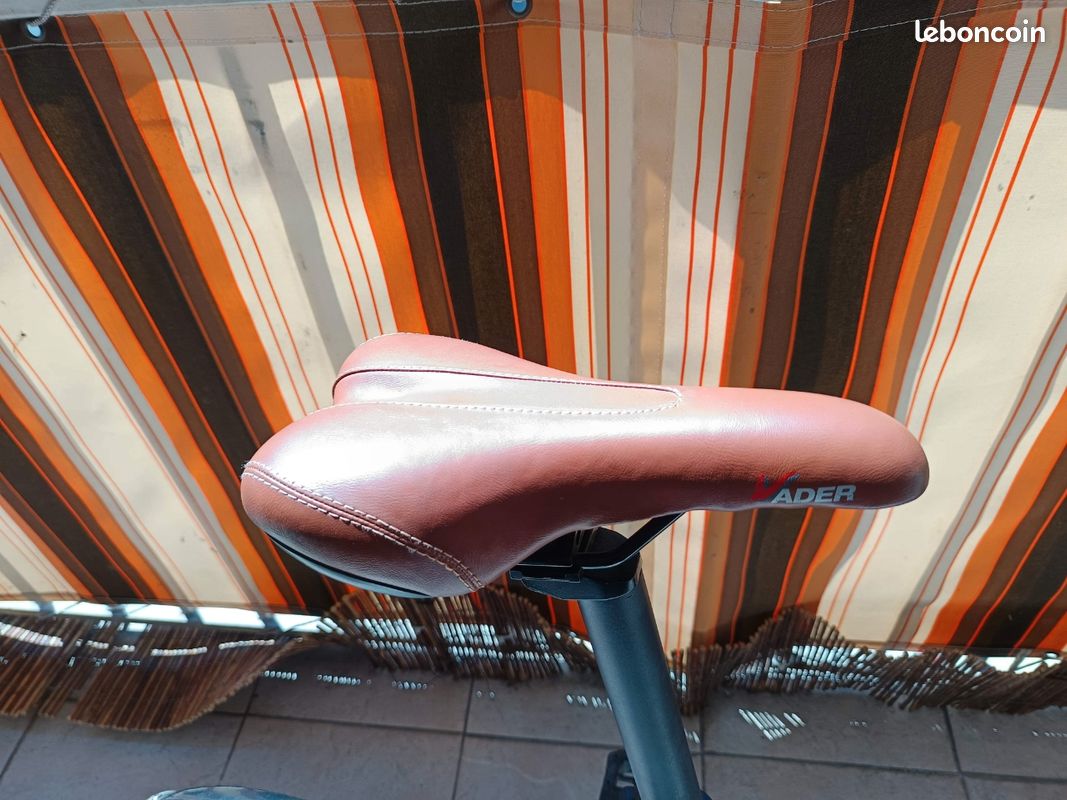 Vélo électrique pliant MoMA E16 Teen – Bon état + accessoires pratiques (image 3)