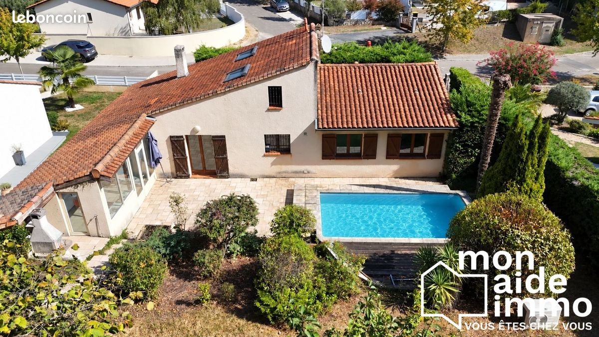 Maison 5 pièces 129 m² · à Fargues-Saint-Hilaire · 129 m² · 335 000 €