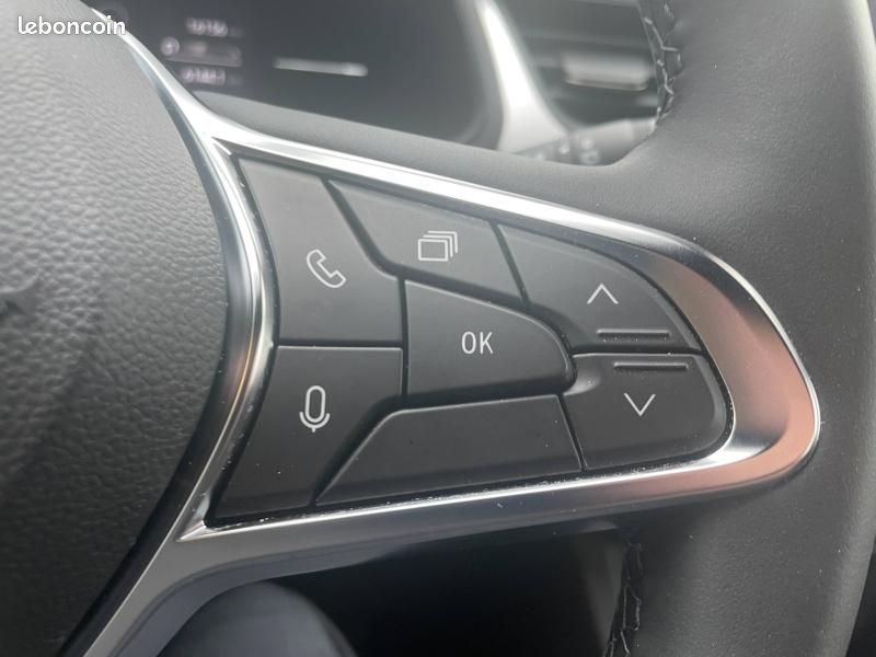 Renault Captur 1.6 E-Tech full hybrid 145ch Evolution (image 19)