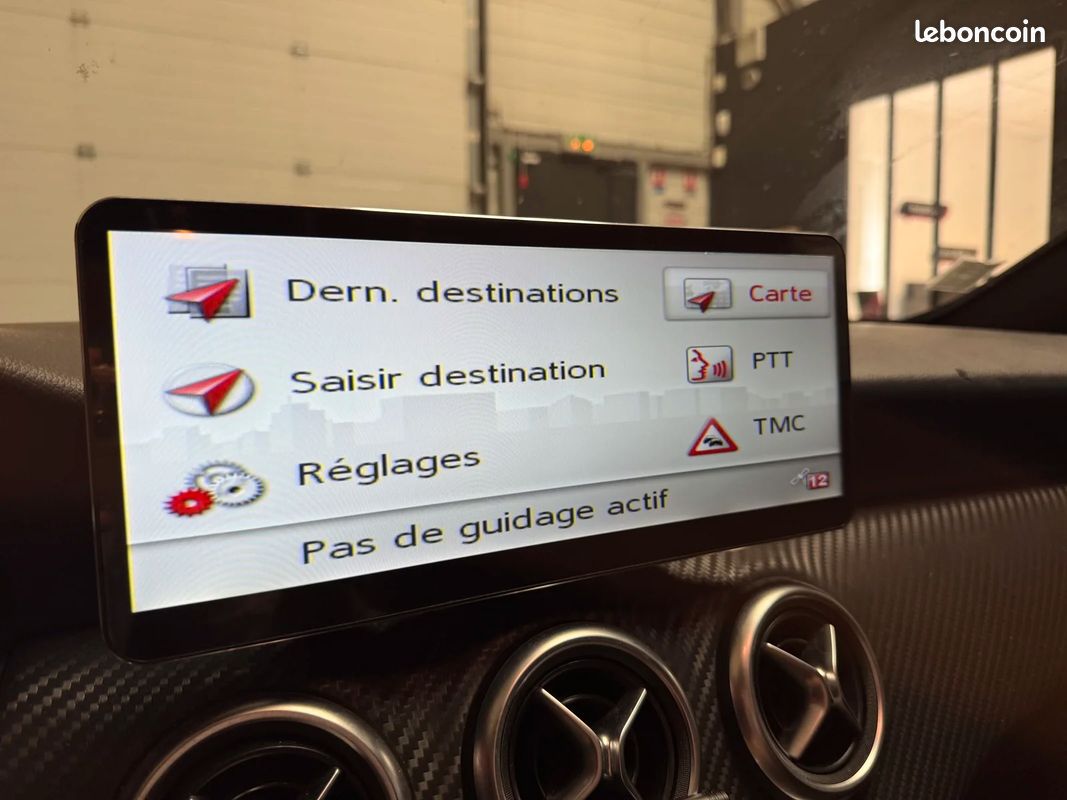 Mercedes-Benz CLASSE A 180D 110CH Fascination Pack AMG (image 28)