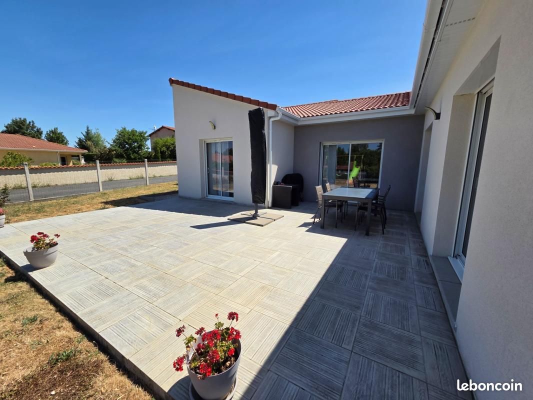Maison 5 pièces 124 m² · à Billom · 124 m² · 329 000 €