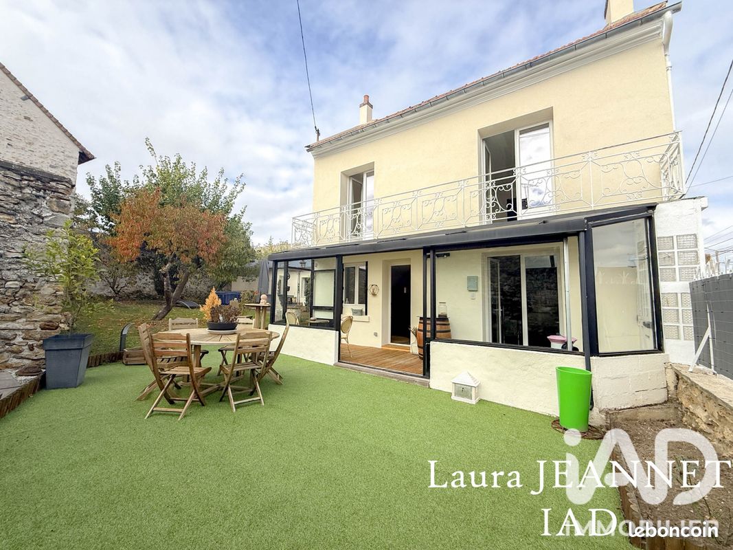 Maison 8 pièces 155 m² · à Courdimanche · 155 m² · 439 000 €