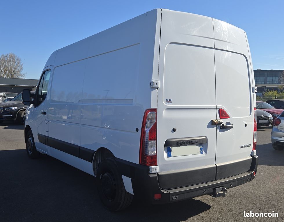 Renault master ph.2 l2h2 traction grand confort blue dci 135 – 3.3t (image 2)