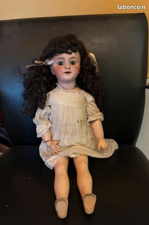 Petite poupée ancienne porcelaine 22,5cm