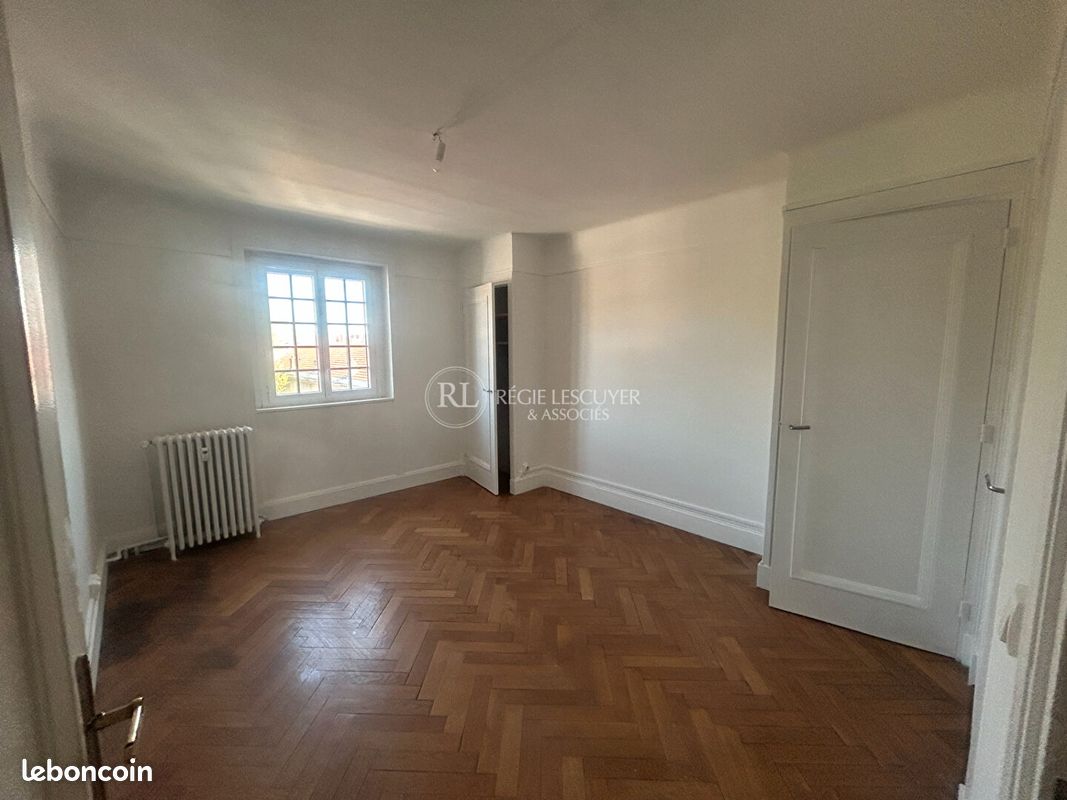 Appartement 3 pièces 80 m² · à Lyon · 80 m² · 1 017 €/mois