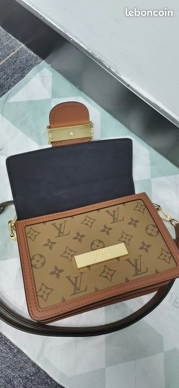 Sac à main Louis Vuitton Editions Limitées 330101 d'occasion