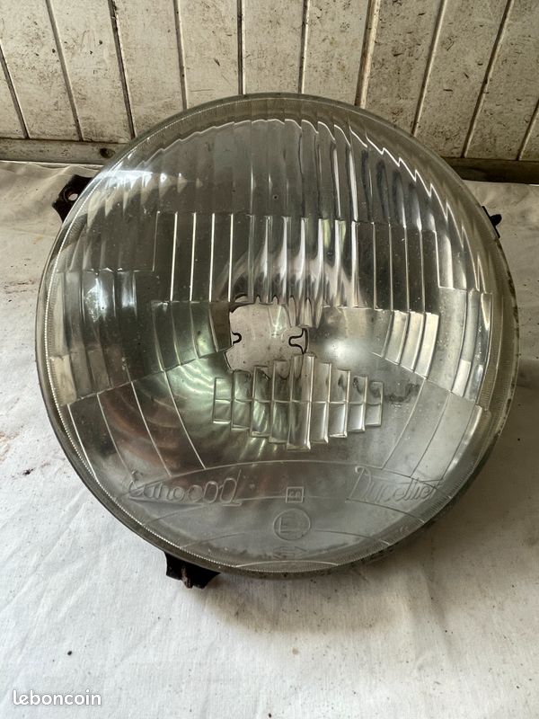 Phare avant Ducellier pour Peugeot 404 berline (image 1)