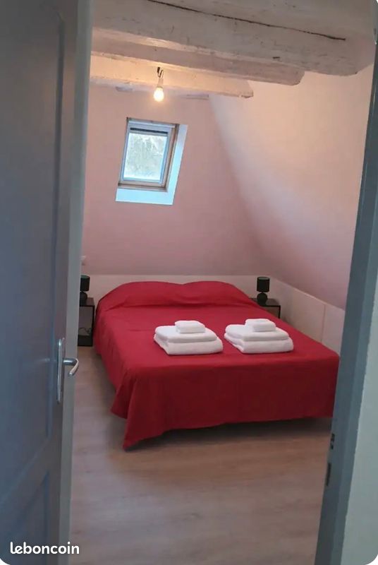 Maison à louer avec piscine et bois à lalinde (image 8)
