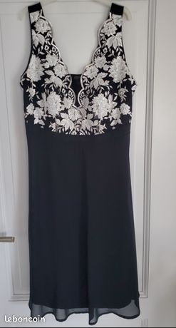 Robe De Cérémonie Femme Noir Pailletée M&S Taille XXL 52 - Longue Et Chic - Occasion TBE