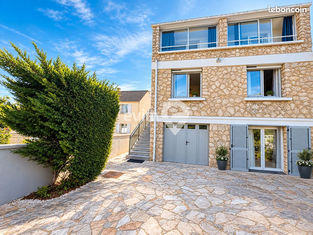 Maison 8 pièces 140 m² · à Argenteuil · 140 m² · 437 500 €