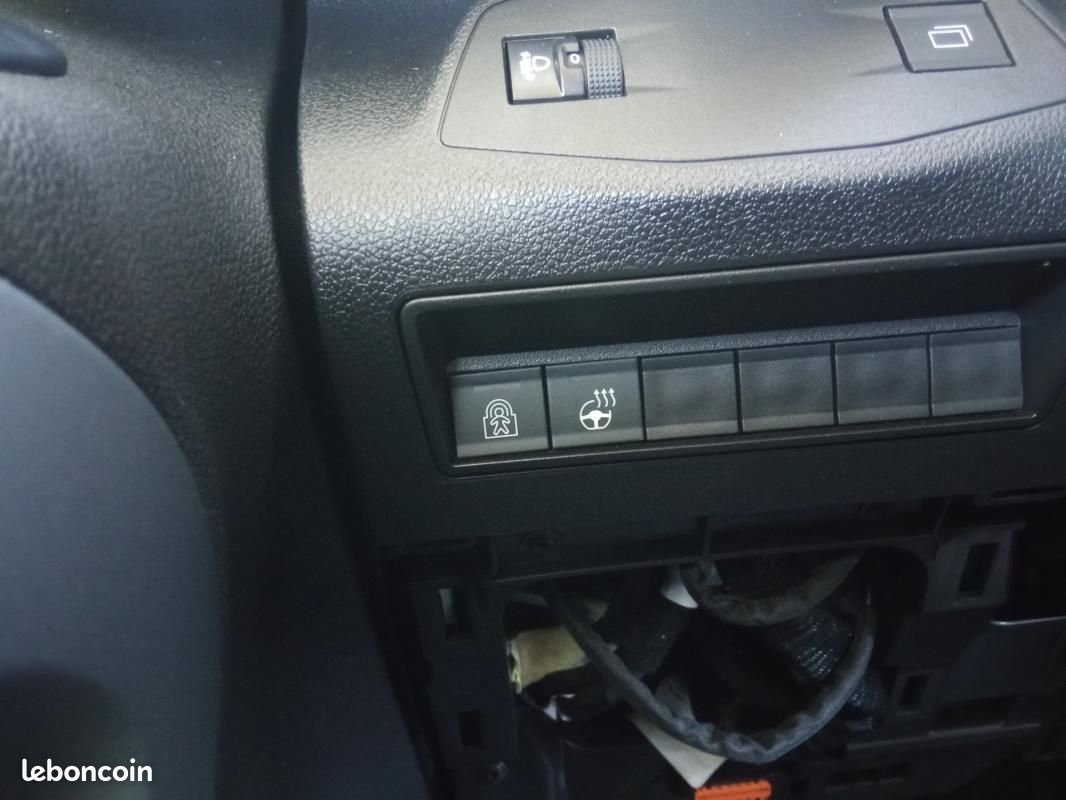 Citroën Berlingo Taille M BlueHDi 130 S&S EAT8 Max (image 13)