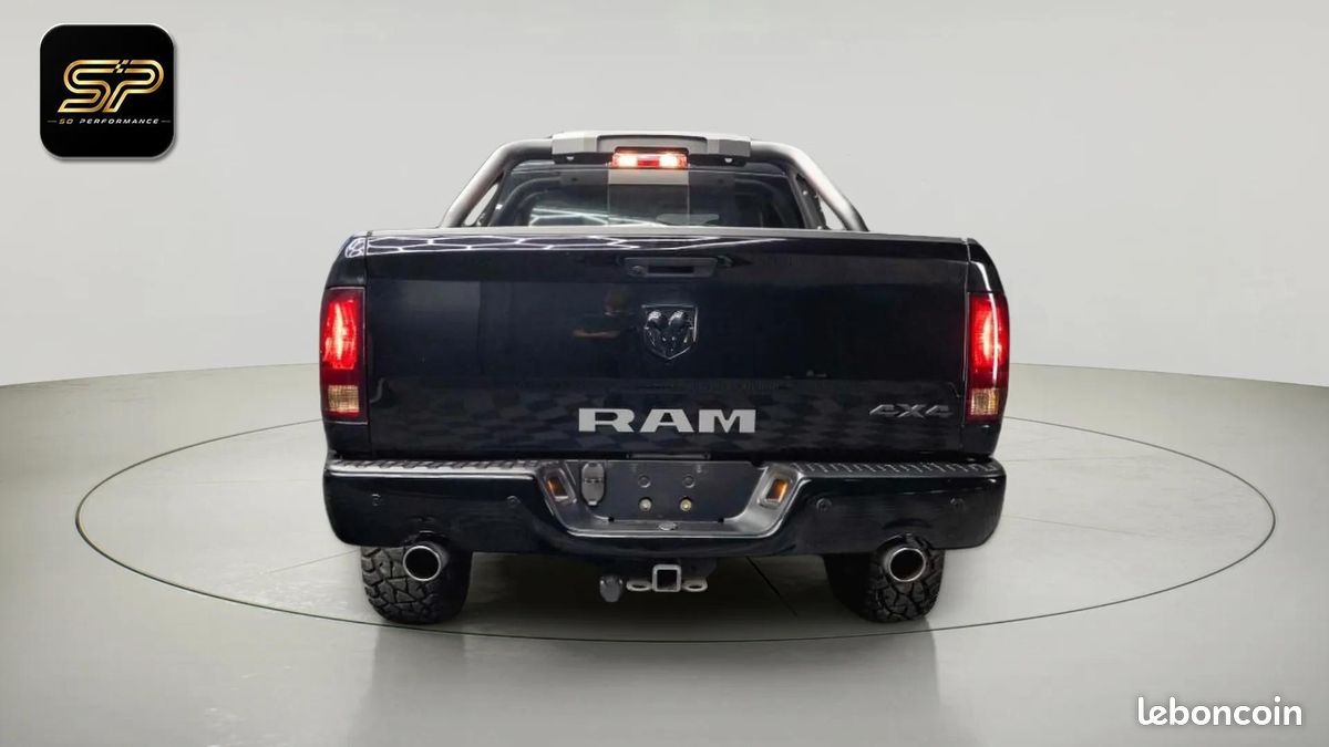 Dodge RAM 5.7 V8 HEMI 4x4 * Pack Offroad Nuit * LED * AHK * R20 (image 5)