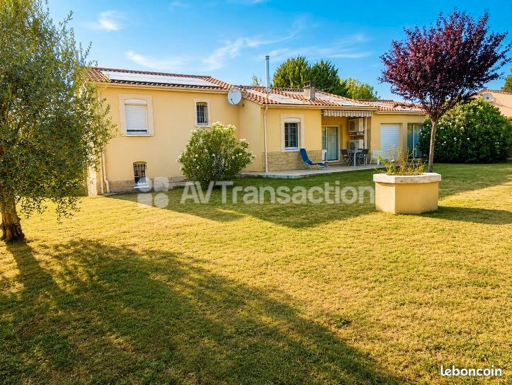 Maison 5 pièces 164 m² · à Moulidars · 164 m² · 269 000 €