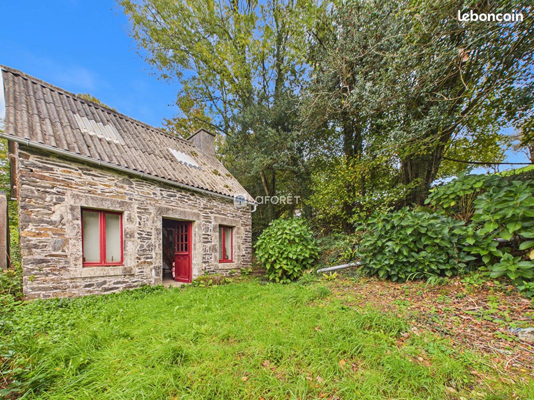 Maison 2 pièces 29 m² · à Brasparts · 29 m² · 30 000 €