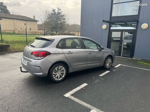 Citroen C4 1.2 110CH FEEL 04/2016 136 300 KMS (image 2)