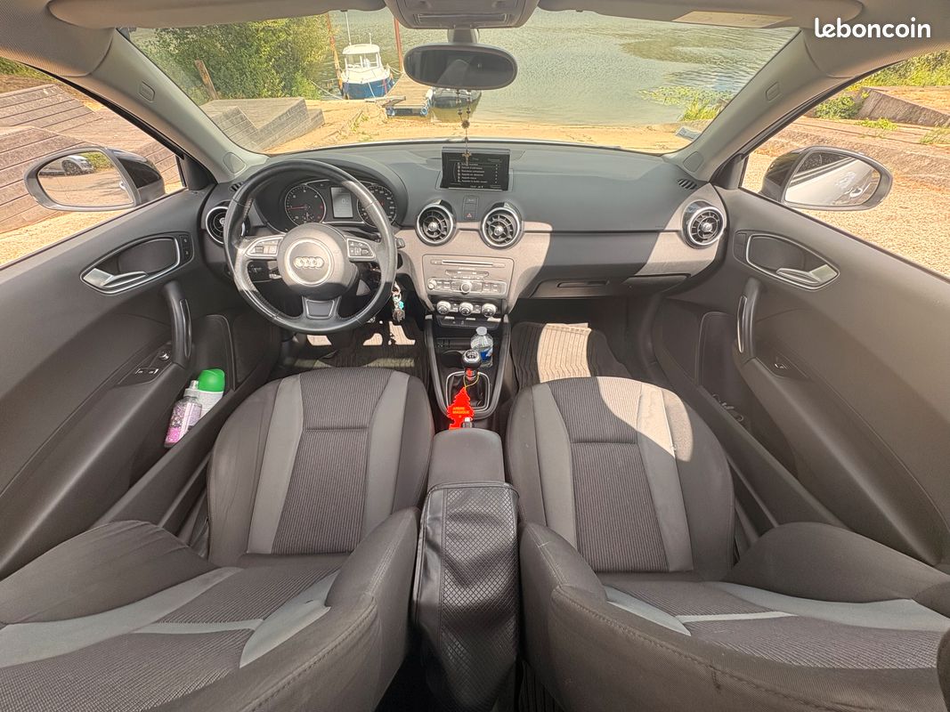 Audi A1 Sportback 1.4 TDI 90ch ultra Ambition Luxe (image 2)