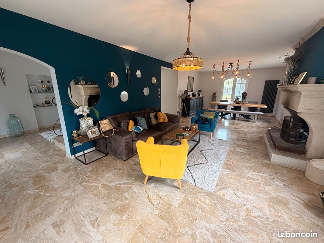 Propriété 6 pièces 220 m² (image 3)