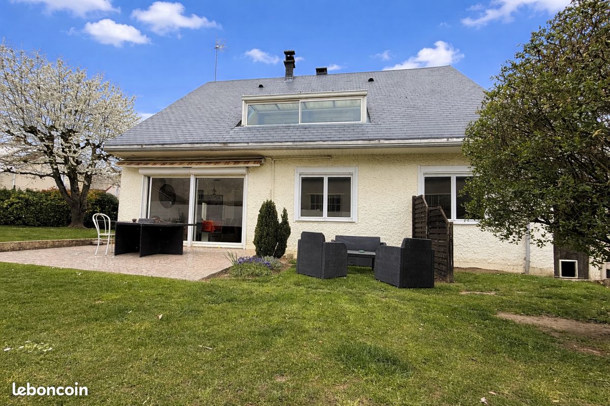 Maison 6 pièces 145 m² · à Étréchy · 145 m² · 329 900 €