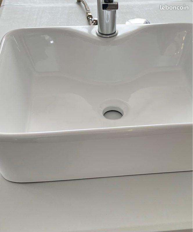 Lavabo + robinetterie mitigeur (image 2)