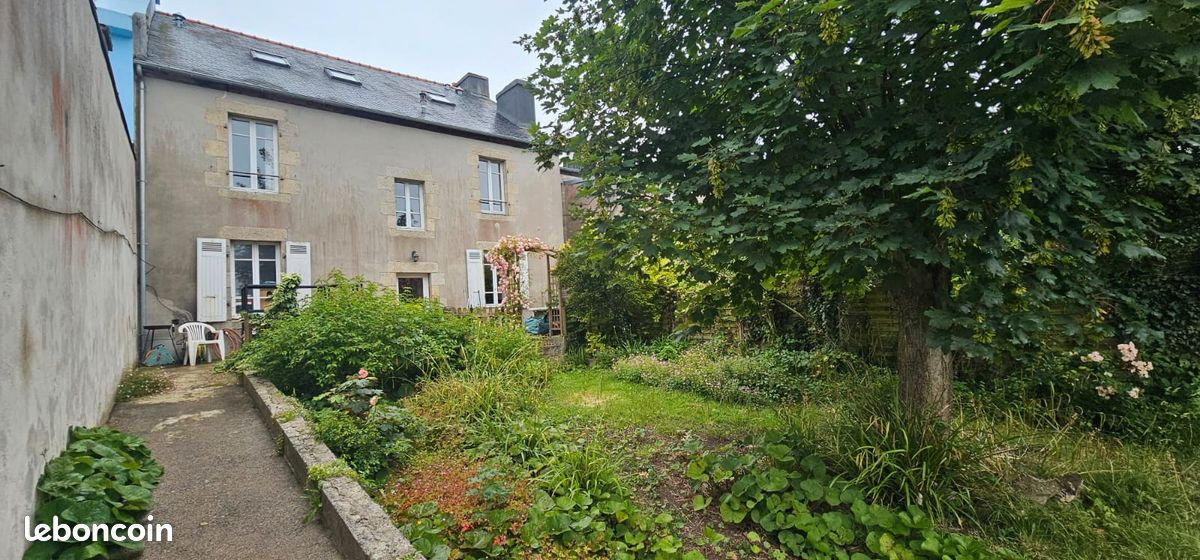 Maison 8 pièces 182 m² · à Brest · 182 m² · 312 700 €