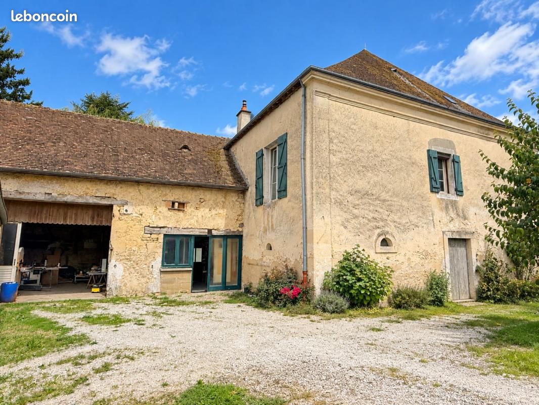 Maison 6 pièces 153 m² · à Courgains · 153 m² · 149 800 €