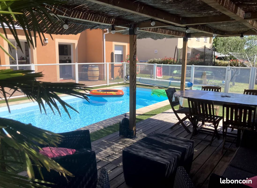 Maison 5 pièces 110 m² · à Grenade · 110 m² · 1 600 €/mois